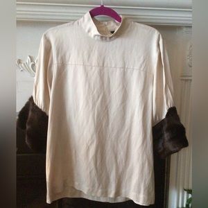 Zara Women’s Ivory 3/4 sleeve Tunic with Faux fur detail.